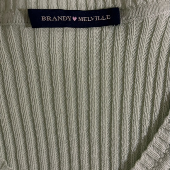 BRANDY MELVILLE Light Green Knit V Neck - Picture 3 of 3